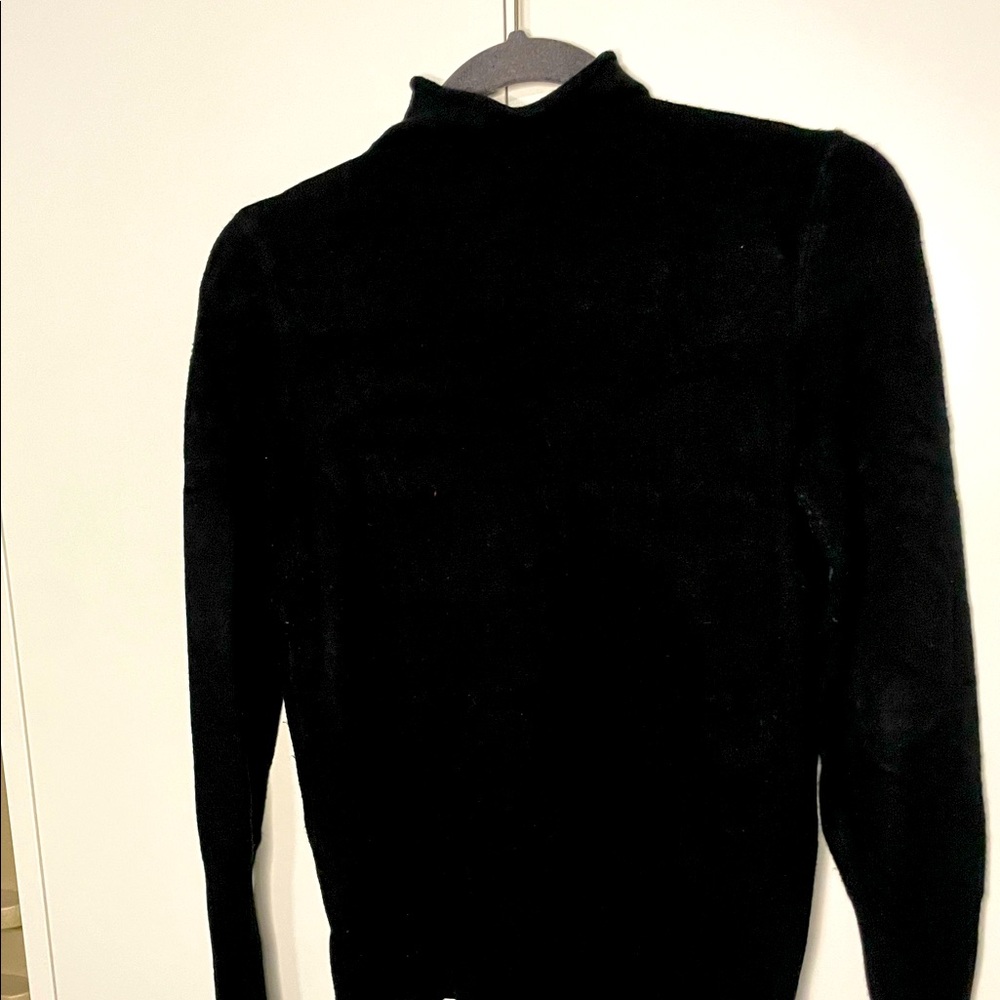 French connection. Black long sleeve mock turtleneck. Size small.
